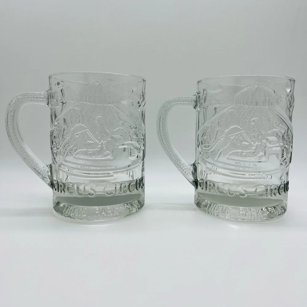 SET OF 2 CIRCUS CIRCUS LAS VEGAS HOTEL CASINO THEME PARK OVERSIZED GLASS MUGS